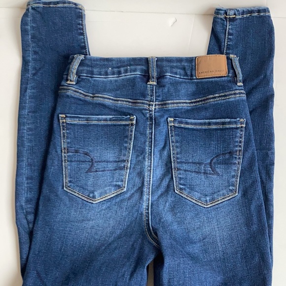 American Eagle Next Level Stretch Curvy Super Hi-Rise dark wash jeggings - Picture 9 of 15